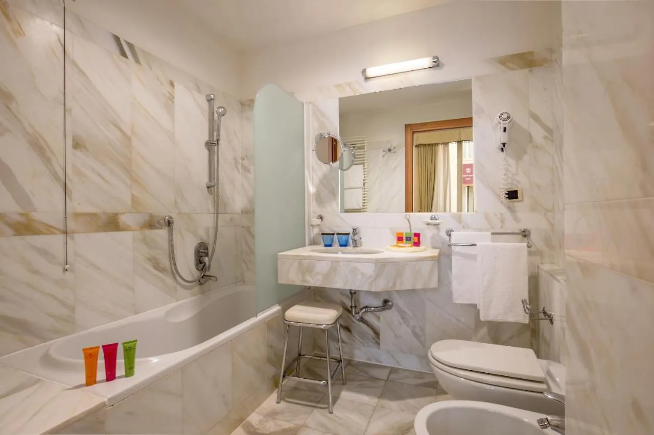 Una Hotels Empire Roma 4*, Rome