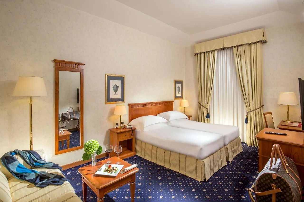 Una Hotels Empire Roma 4*, Rome