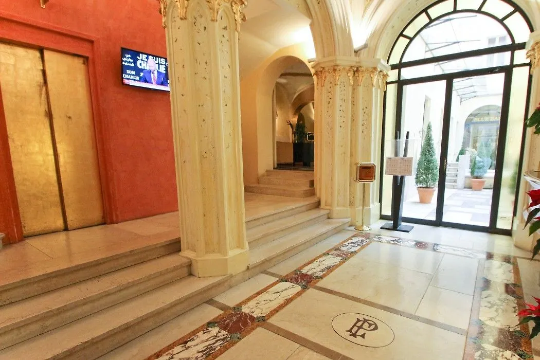 Una Hotels Empire Roma 4*,
